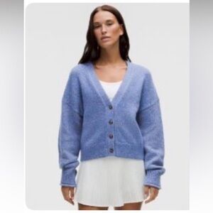 Blue lululemon cropped Sweater
